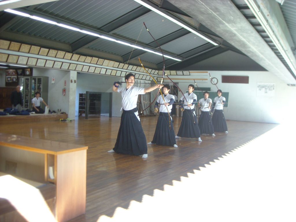 中央大学大学弓道部