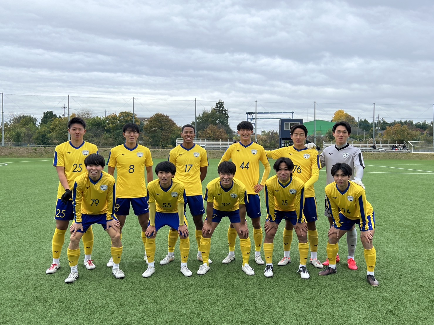 トップ 【shshsh】山梨学院 サッカー ジャージ上下セット2点 ウェア 