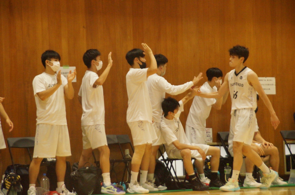 【早い者勝ち！！】順天堂大学バスケットボール部　リバ上下 順天堂大学 女子バスケットボール部 on X: 